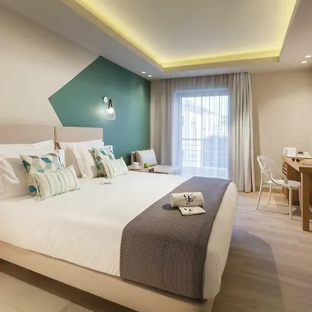 Gea Elaia 4*